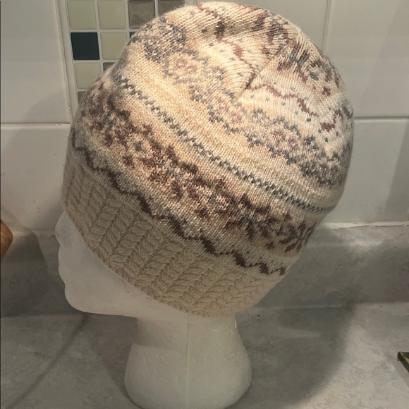 L.L. Bean Lambswool Knit Beanie - Picture 1 of 7